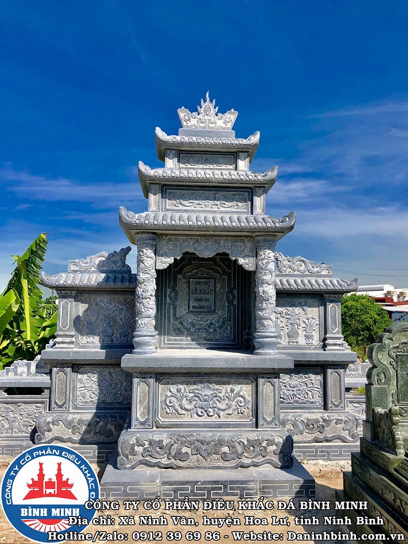 Lăng thờ đá hai cánh ba mái đao cong tại Nam Định