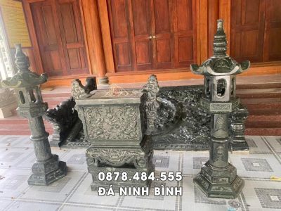 Lư hương đá vuông   đèn đá tự nhiên đá xanh rêu