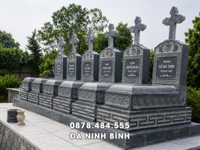 Mẫu Mộ đá Công giáo đơn giản, chất lượng, giá hợp lý tại Ninh Bình