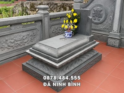 Mẫu Mộ đá xanh rêu bề thế, chất lượng cao, rộng 89cm x dài 147cm, giá 40 triệu đồng
