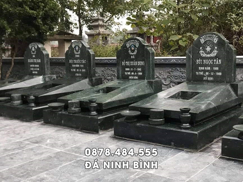 Mẫu Mộ đá xanh rêu đẹp tại Ninh Bình, rộng 81cm x dài 127cm 4 Mẫu Mộ đá xanh rêu đẹp tại Ninh Bình, rộng 81cm x dài 127cm
